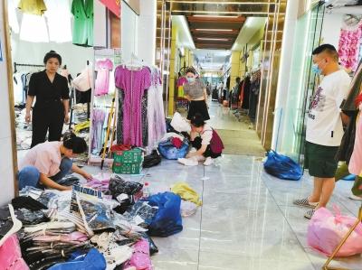 十元男裝批發(fā)？批發(fā)男裝一手貨源？