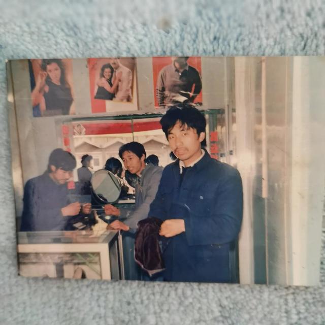 杭州服裝批發(fā)一手貨源市場在哪里在哪個高鐵下車近，杭州服裝批發(fā)一手貨源大市場在哪里_