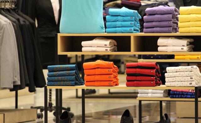 義烏5一10元服裝批發(fā)，義烏5一10元服裝批發(fā)市場在哪？