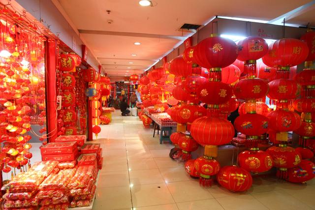 義烏小商品市場進(jìn)貨渠道電話，義烏小商品市場進(jìn)貨渠道電話號(hào)碼？