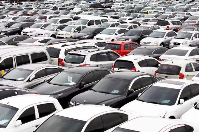 新庫存車在什么地方購買，買新車買到庫存車？
