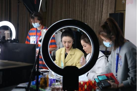 淘寶店鋪主播薇婭貨源是真的嗎知乎，淘寶上薇婭直播好貨是不是真的？