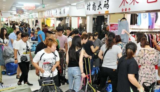 開服裝店阿里巴巴貨源怎么樣啊，開服裝店阿里巴巴貨源怎么樣啊知乎？