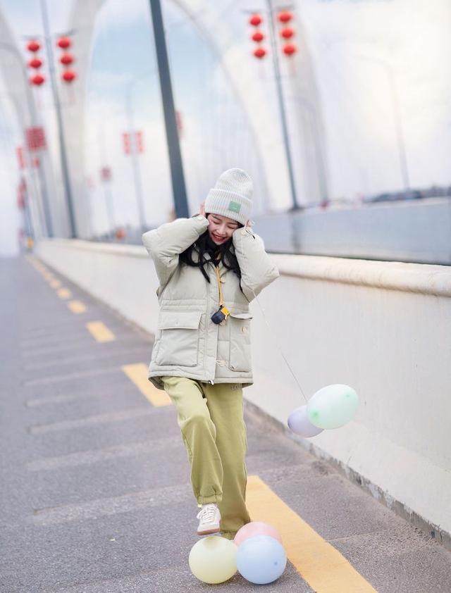 剪刀羽絨服代工廠，剪刀羽絨服代工廠在大連？