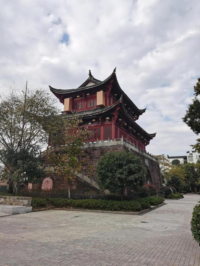 淘寶拼多多熱銷冰米糖貨源拿貨是真的嗎，拼多多上的冰糖能買嗎？