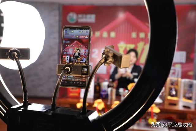 平?jīng)鰋em微商貨源網(wǎng)，平?jīng)鰋em微商貨源網(wǎng)站？