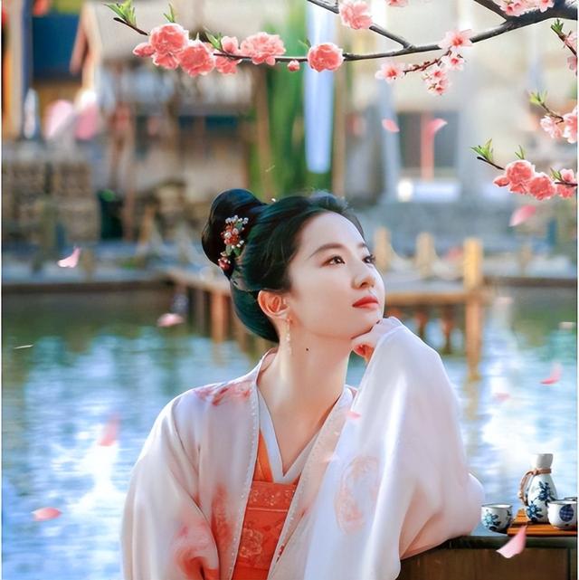 國產女裝品牌排行榜前十名，女裝品牌前十名排行榜有哪些品牌？